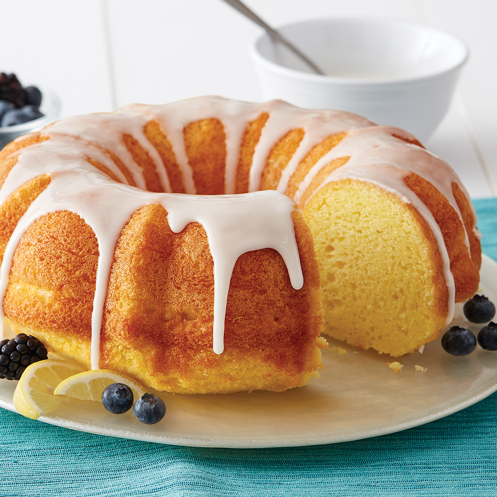Lemon Air-Fried Bundt Cake Recipe from a Quick-Service Eatery